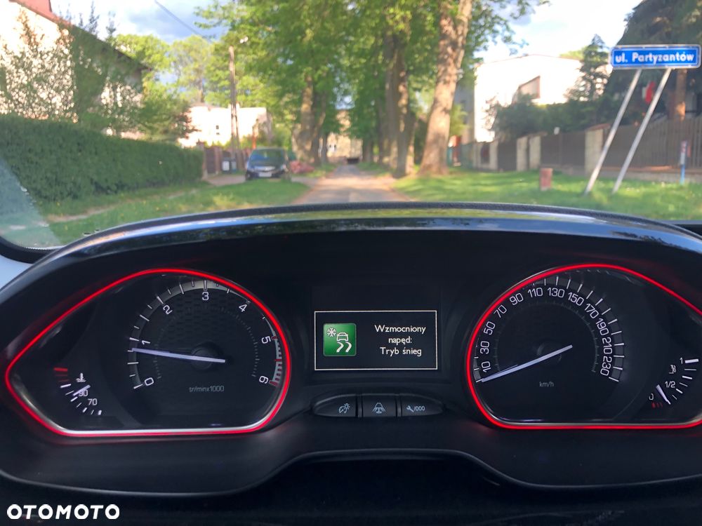 Peugeot 2008 BlueHDi FAP 120 STOP & START GT-Line Edition - 37