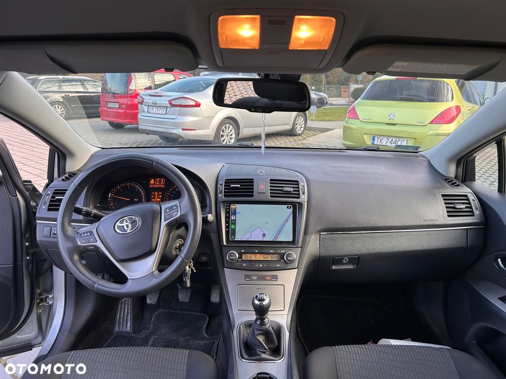 Toyota Avensis 2.0 D-4D - 9