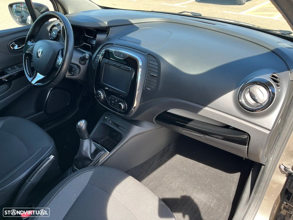 Renault Captur 0.9 TCE Exclusive - 18