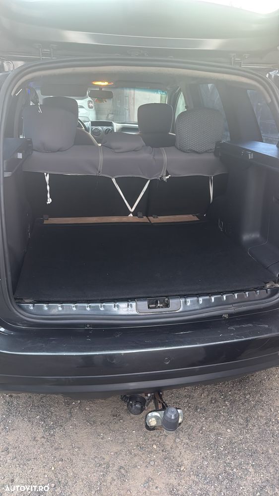 Dacia Duster 1.5 dCi 4x4 Laureate - 11