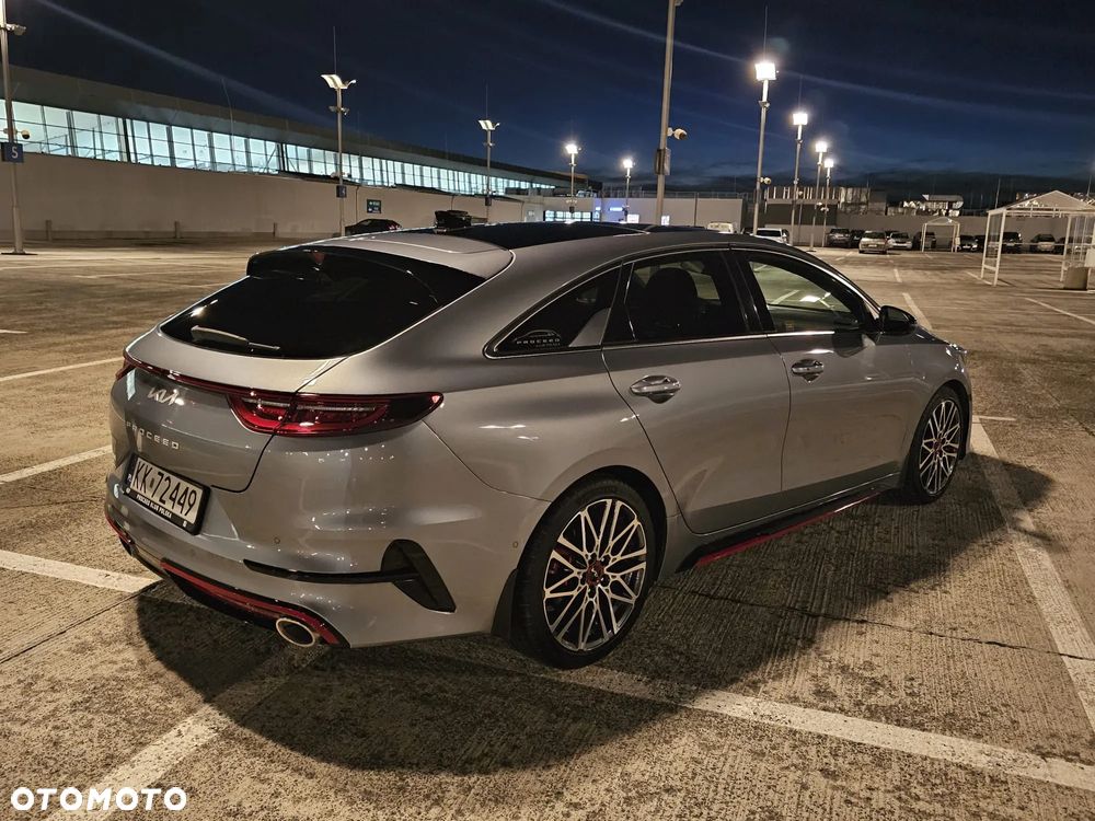 Kia ProCeed 1.6 T-GDI GT DCT - 31