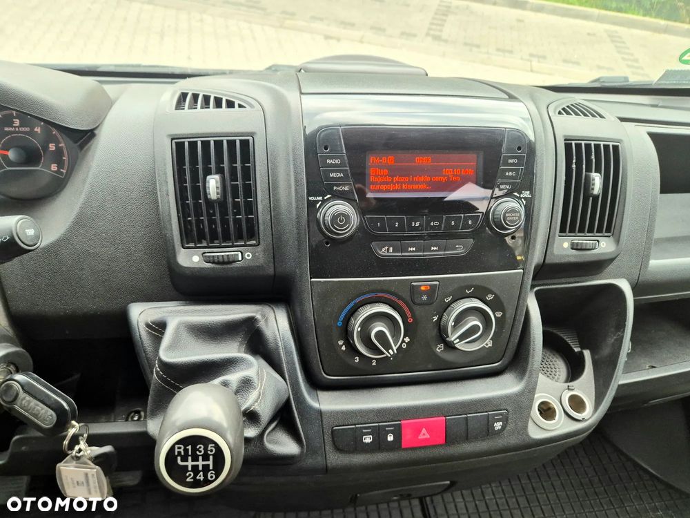 Peugeot Boxer Brygadówka Doka 7osób CarPol L3H2 - 14