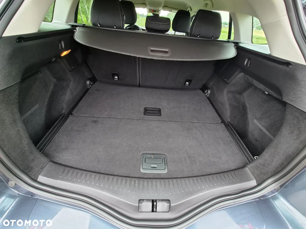 Renault Megane ENERGY TCe 100 LIMITED - 20