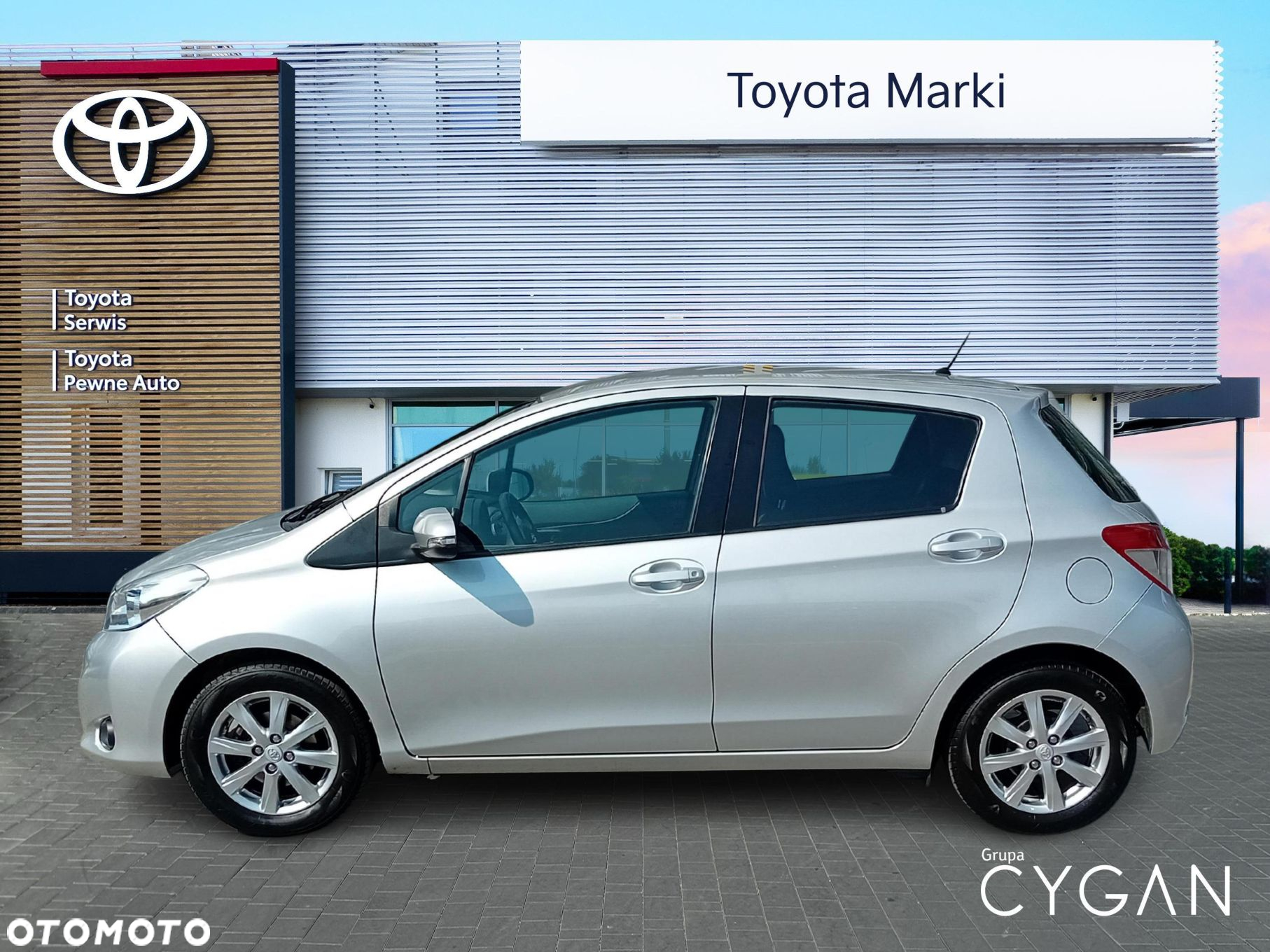 Toyota Yaris 1.33 Premium - 2