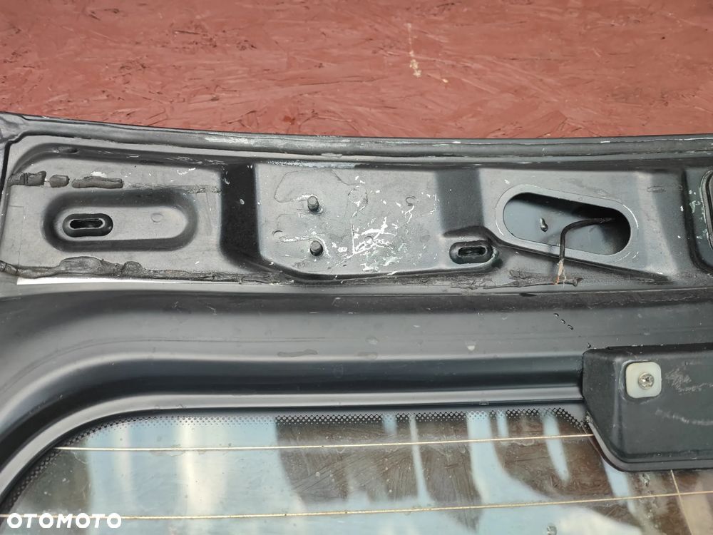 BMW E39 TOURING / KOMBI ORYGINALNA RAMKA SZYBY TYŁ + SZYBA TYŁ + WYCIERACZKA BEZ RDZY RARYTAS O NR.  41 62 8 220 962 OEM W BARDZO DOBRYM STANIE - 22