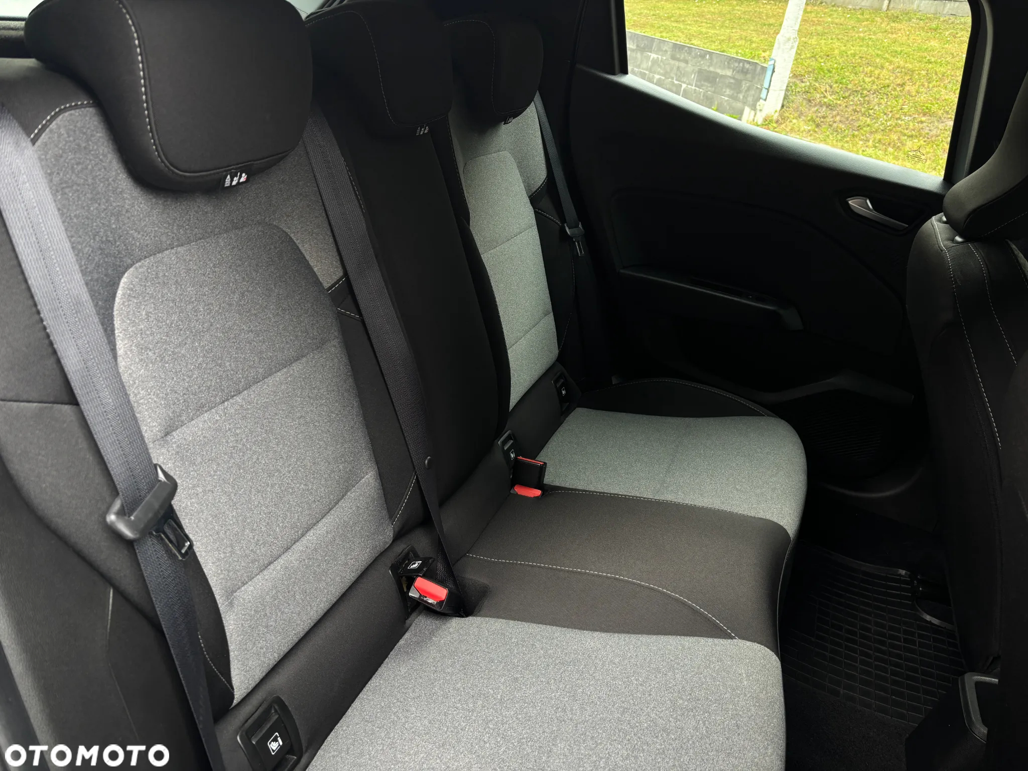 Renault Clio 1.0 TCe Evolution - 19