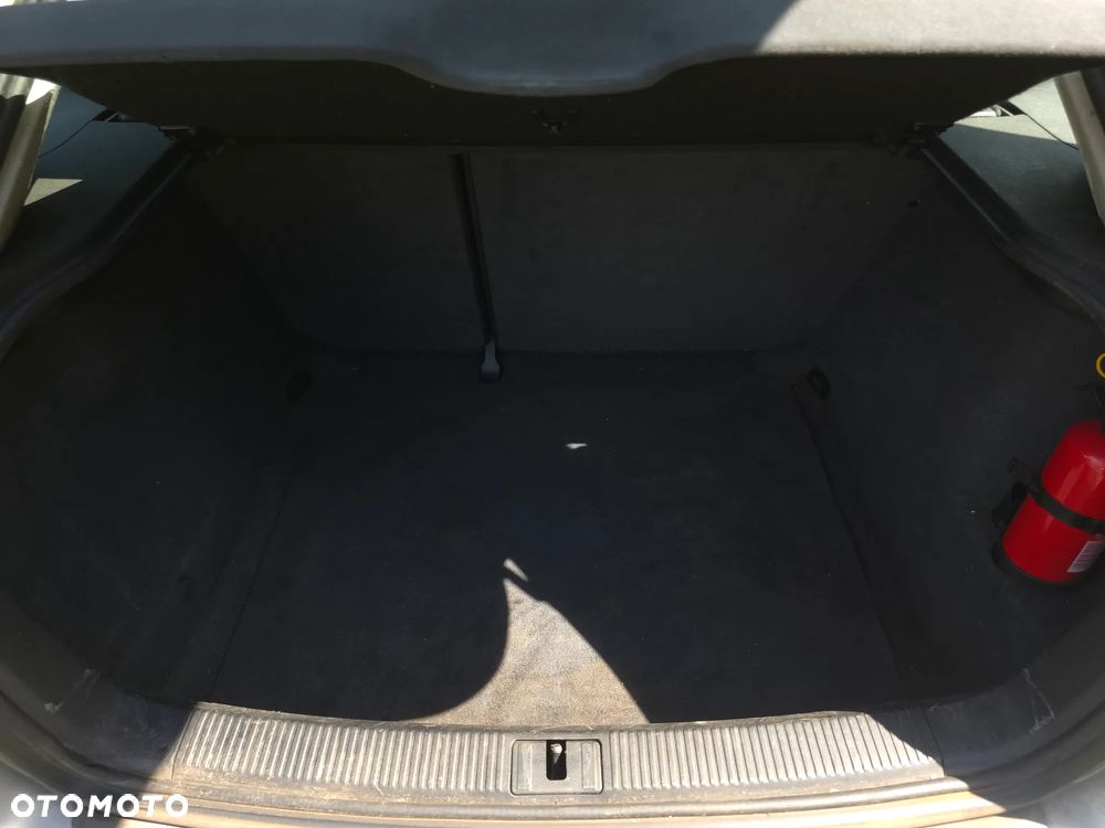 Audi A3 Sportback 1.9 TDI DPF Attraction - 15