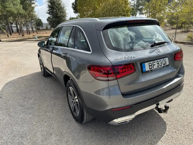 Mercedes-Benz GLC 300 - 4