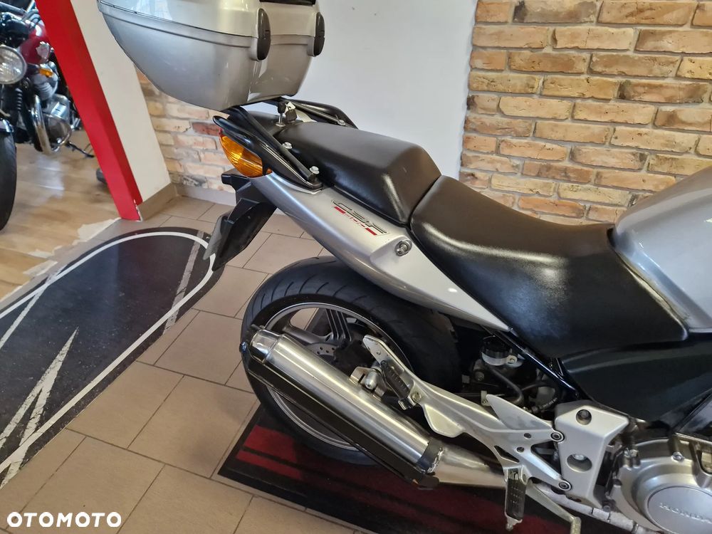 Honda CBF - 25