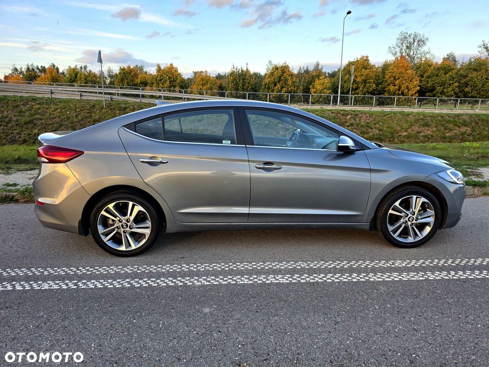 Hyundai Elantra 2018 photo 4