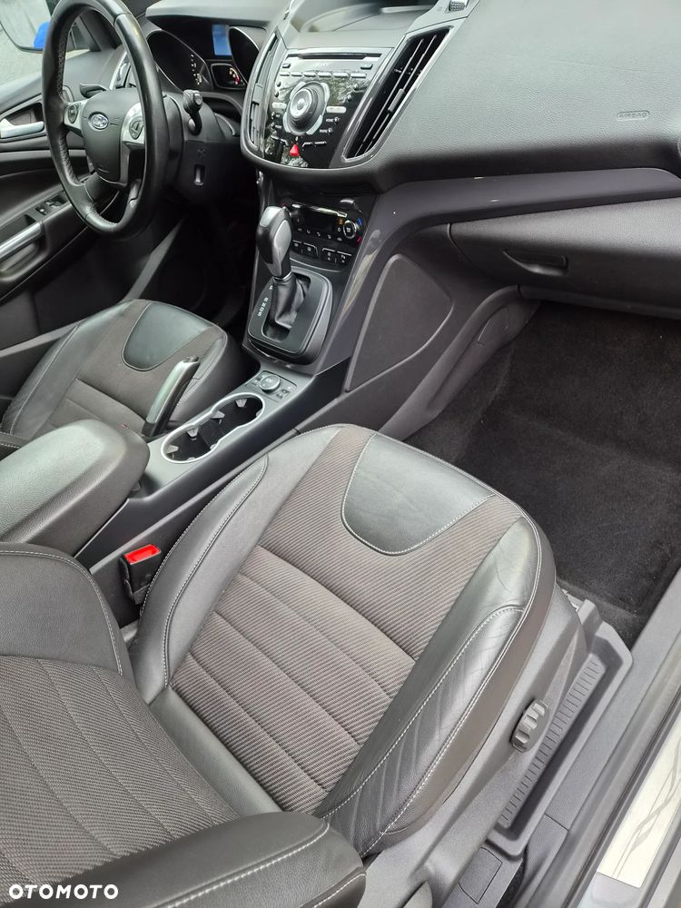Ford Kuga - 8