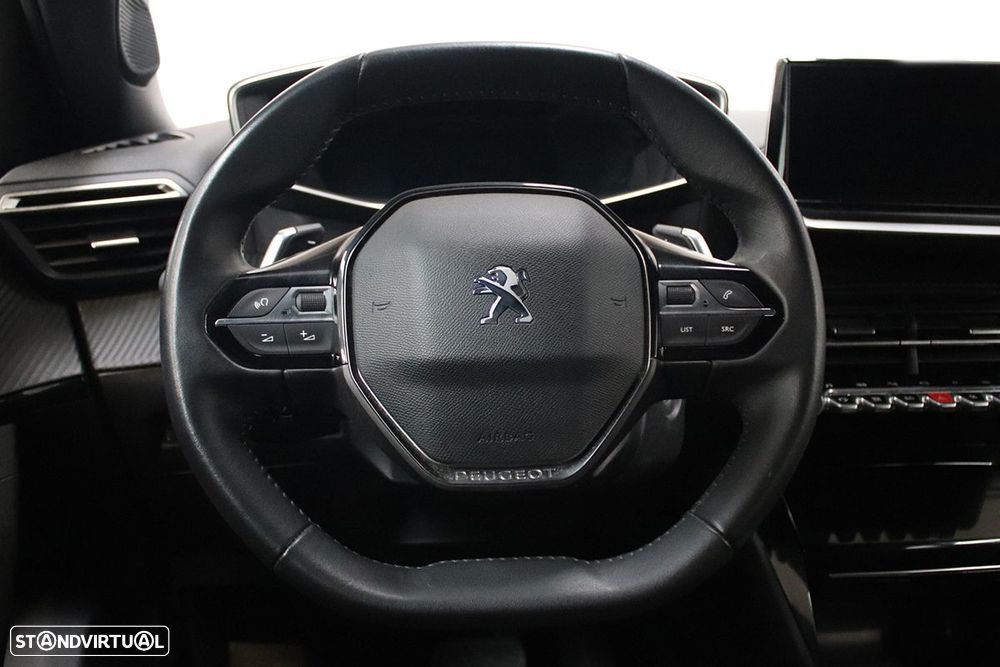 Peugeot 2008 1.2 PureTech Allure Pack EAT8 - 16