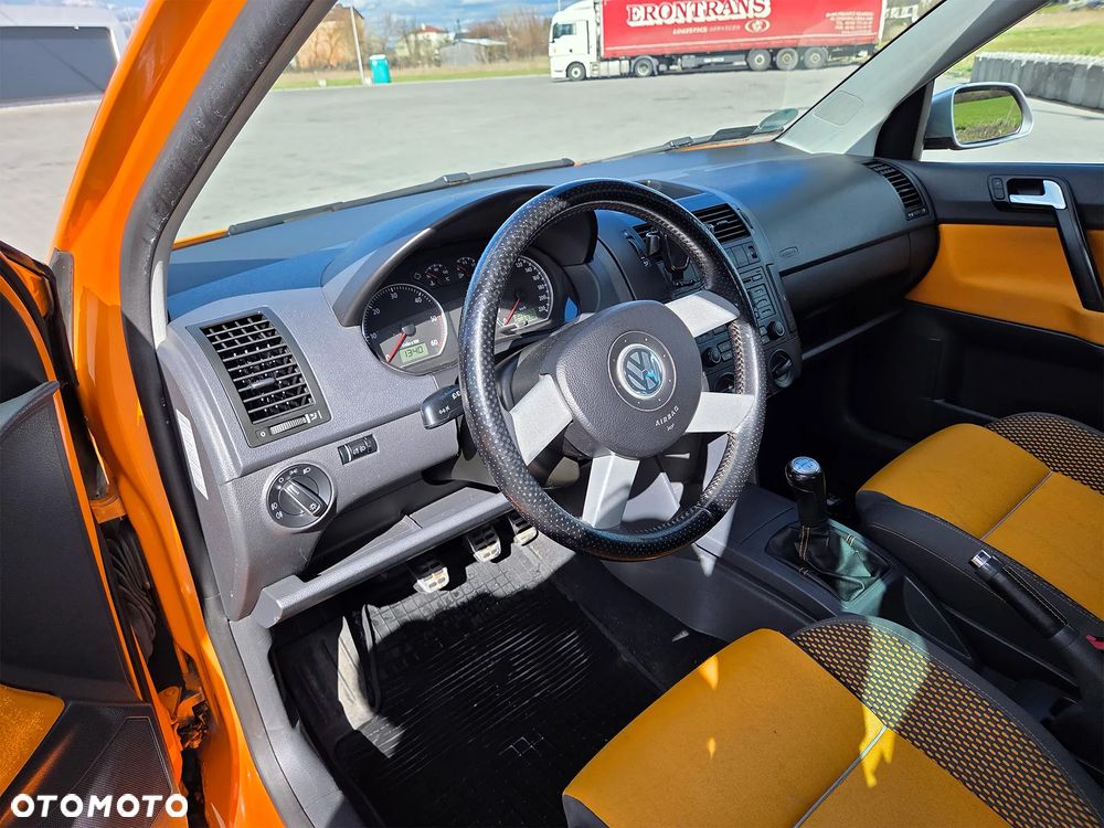 Volkswagen Polo Cross - 16