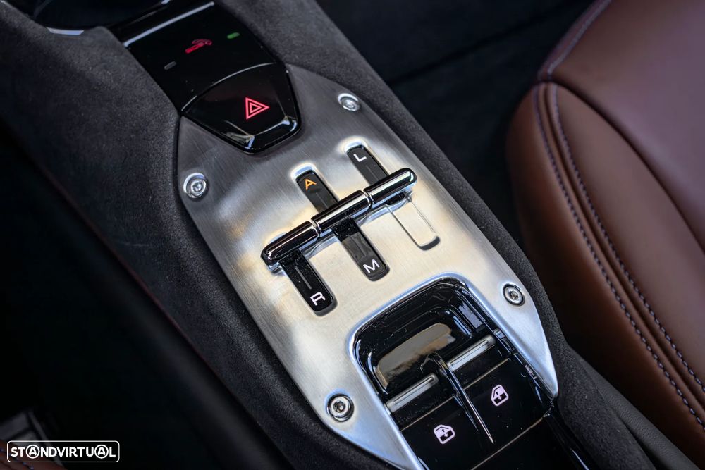 Ferrari 296 GTB - 34