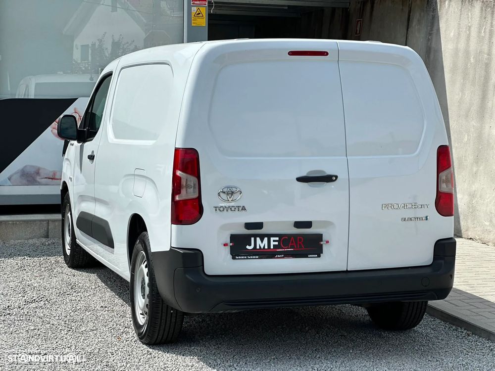Toyota Proace City - 9