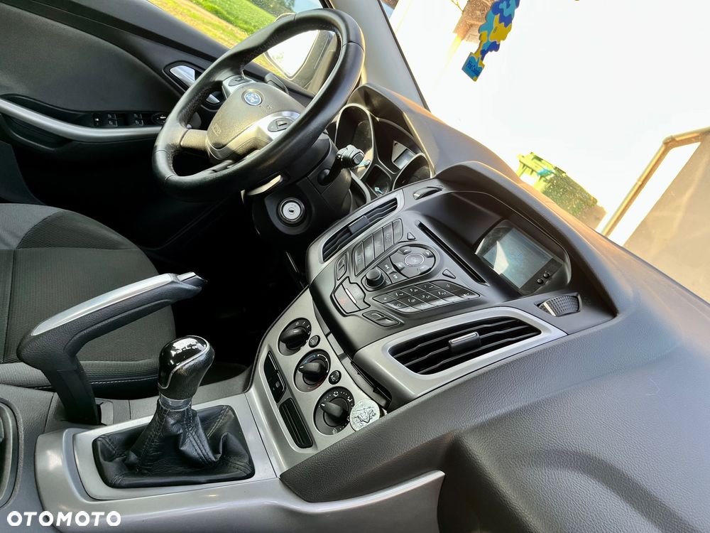 Ford Focus 1.6 TI-VCT Champions Edition - 20