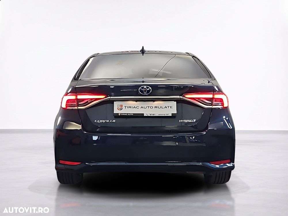 Toyota Corolla - 5