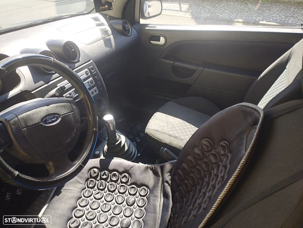 Ford Fiesta 1.4 TDCI First Edition - 3