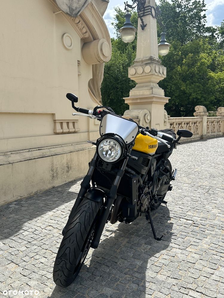 Yamaha XSR - 2