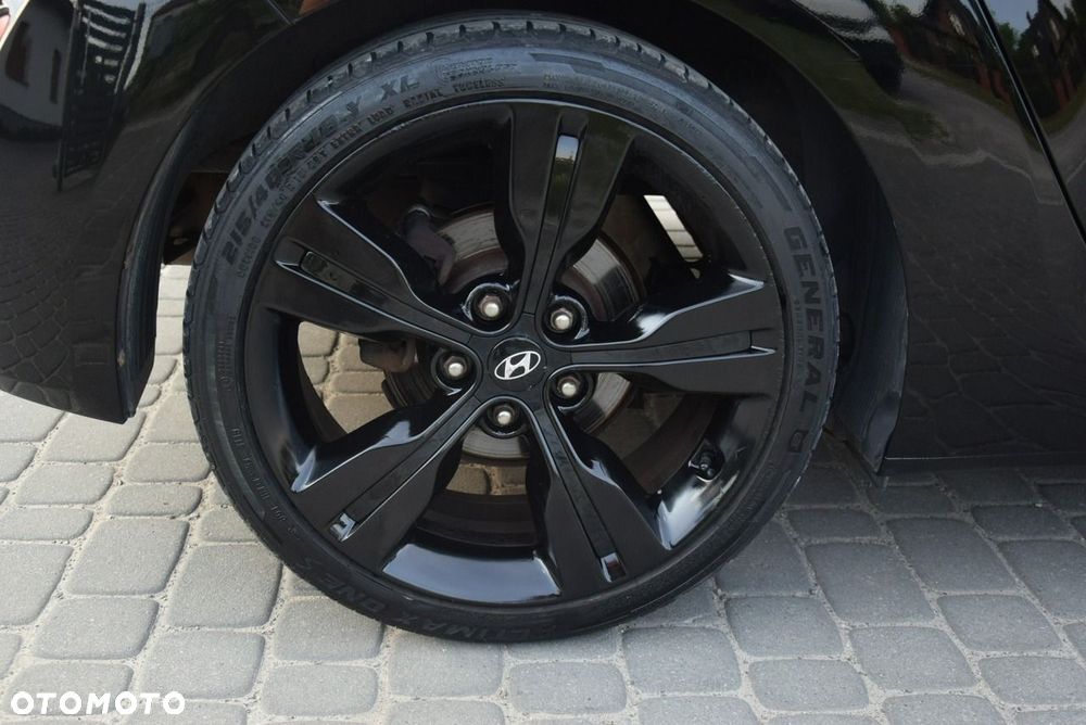 Hyundai Veloster 1.6 GDI Premium - 13