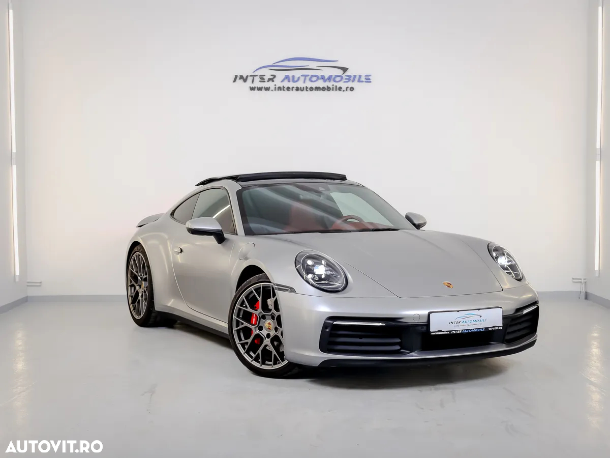Porsche 911 Carrera 4S - 10