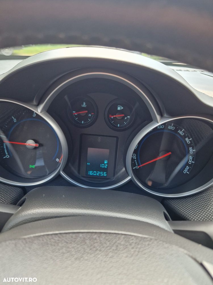 Chevrolet Cruze 2.0 SOHC LT - 7