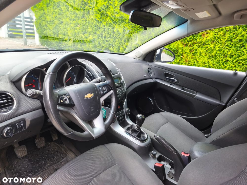 Chevrolet Cruze 1.6 LT - 15