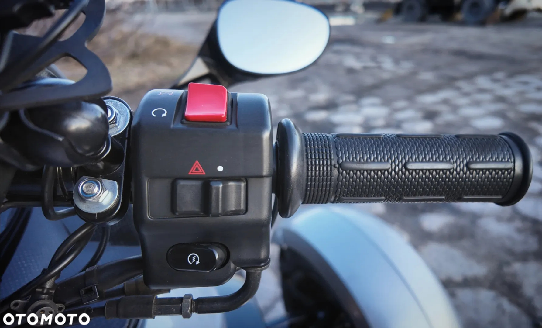 Can-Am Spyder - 16