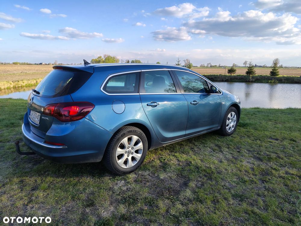 Opel Astra 1.6 CDTI Cosmo - 3