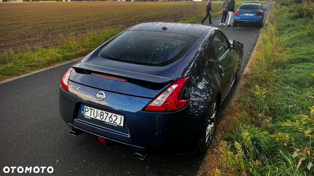 Nissan 370 Z - 11
