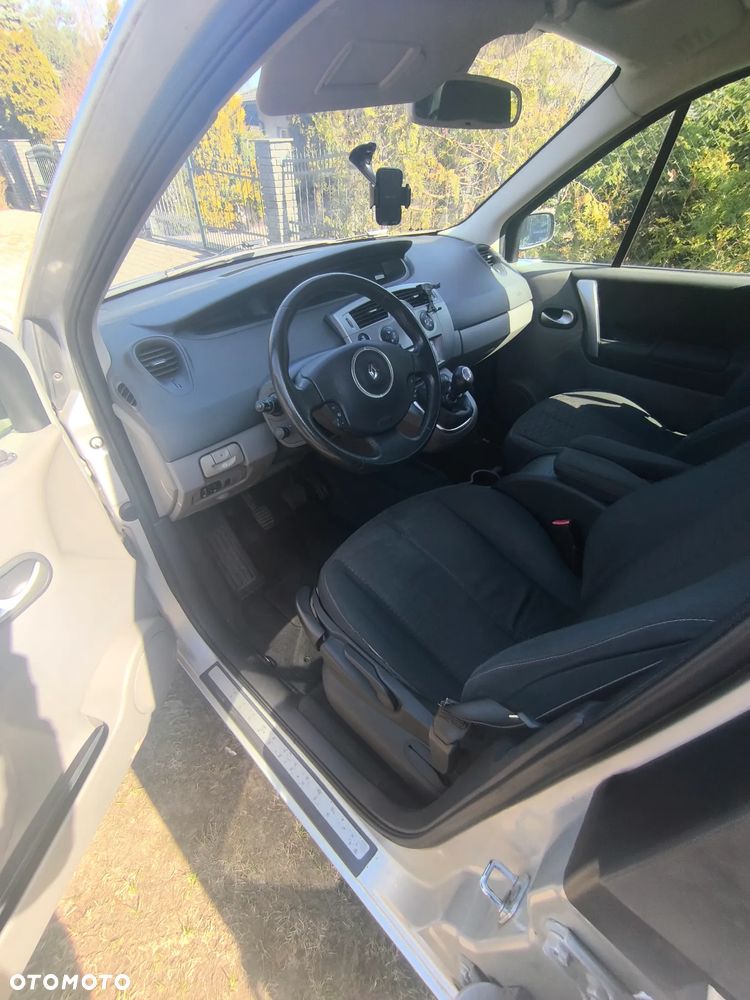 Renault Scenic 1.5 dCi Avantage - 6