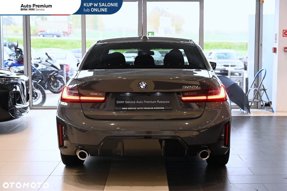 BMW Seria 3 320i M Sport - 7