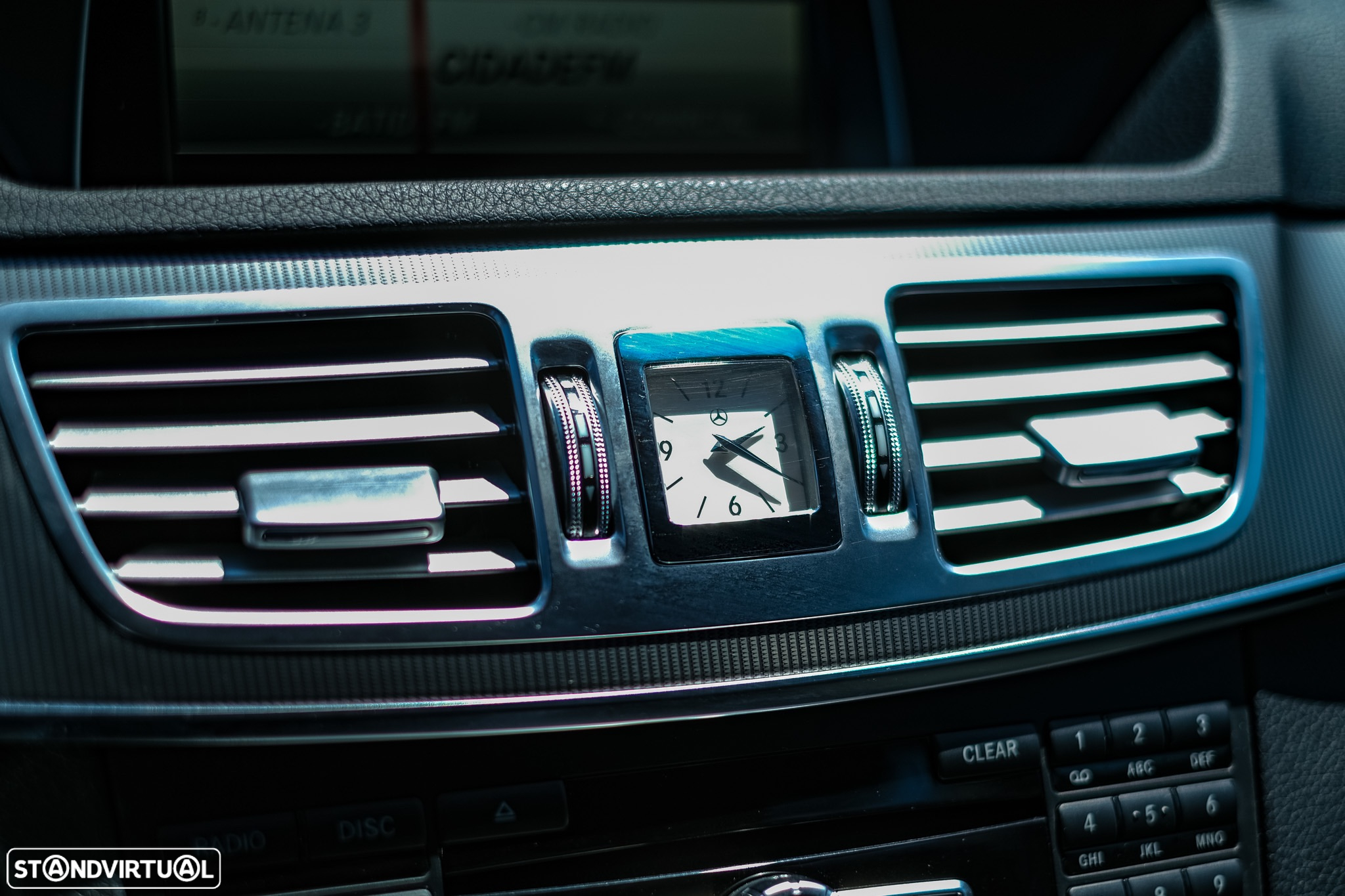 Mercedes-Benz E 220 CDi Executive BlueEfficiency Auto. - 12