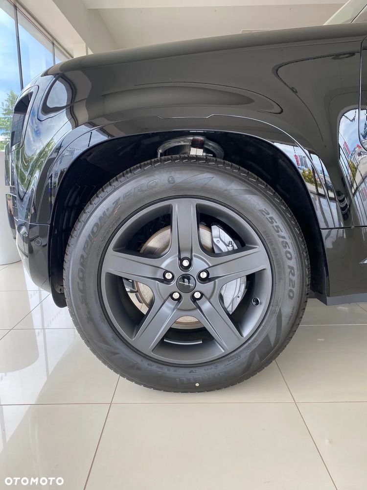 Land Rover Defender 3.0 D350 mHEV X-Dynamic SE - 4