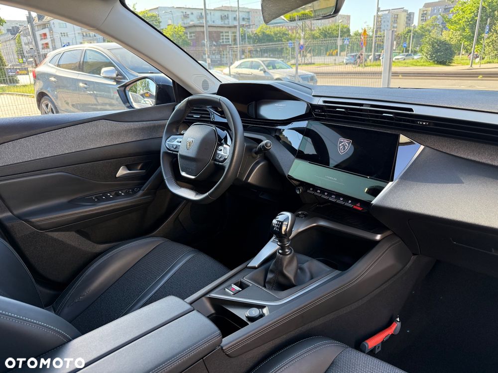 Peugeot 308 1.2 PureTech Allure S&S - 19