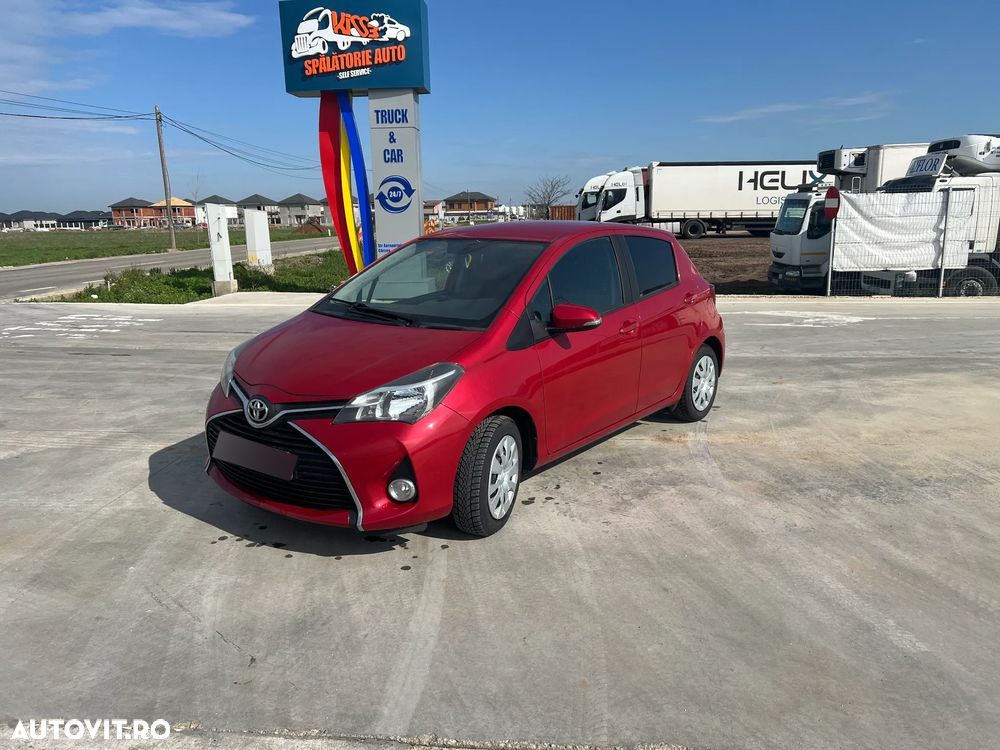Toyota Yaris 1.33 L Dual VVT-i 5D Sol - 1