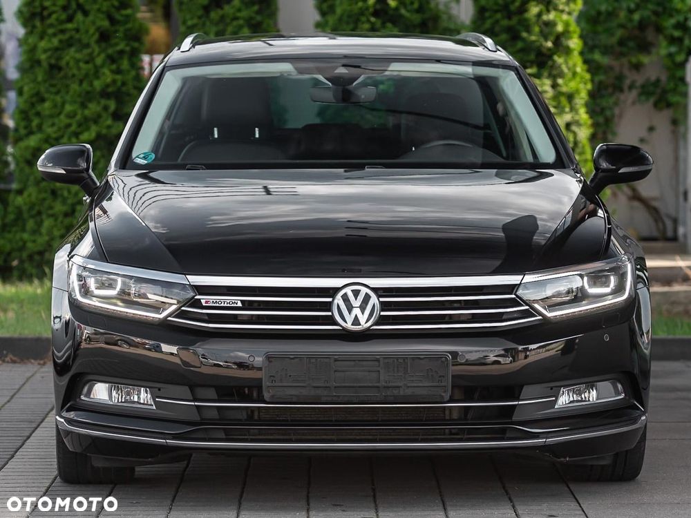 Volkswagen Passat 2.0 TDI SCR 4Motion DDG Highline - 13