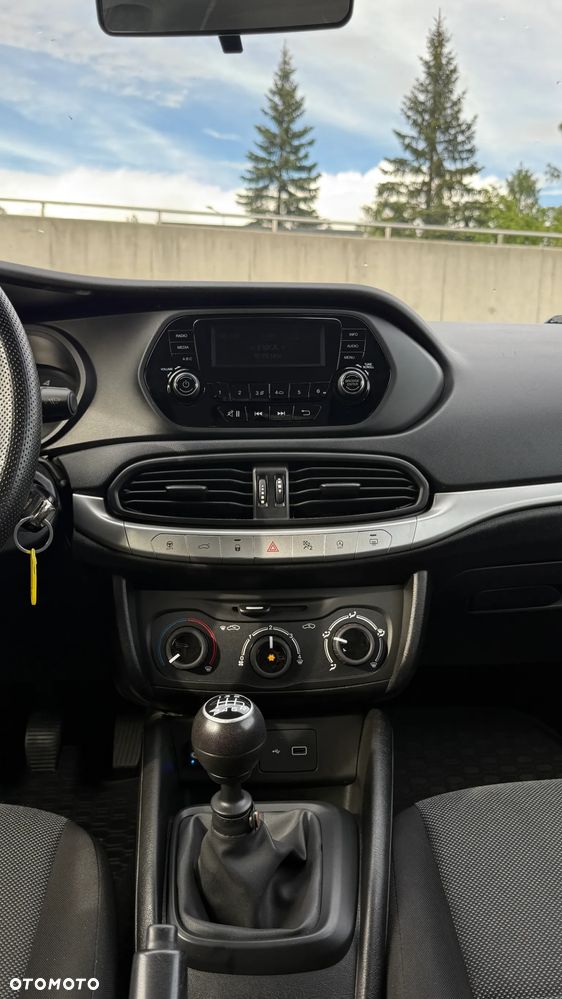 Fiat Tipo 1.4 16v Easy EU6d - 28