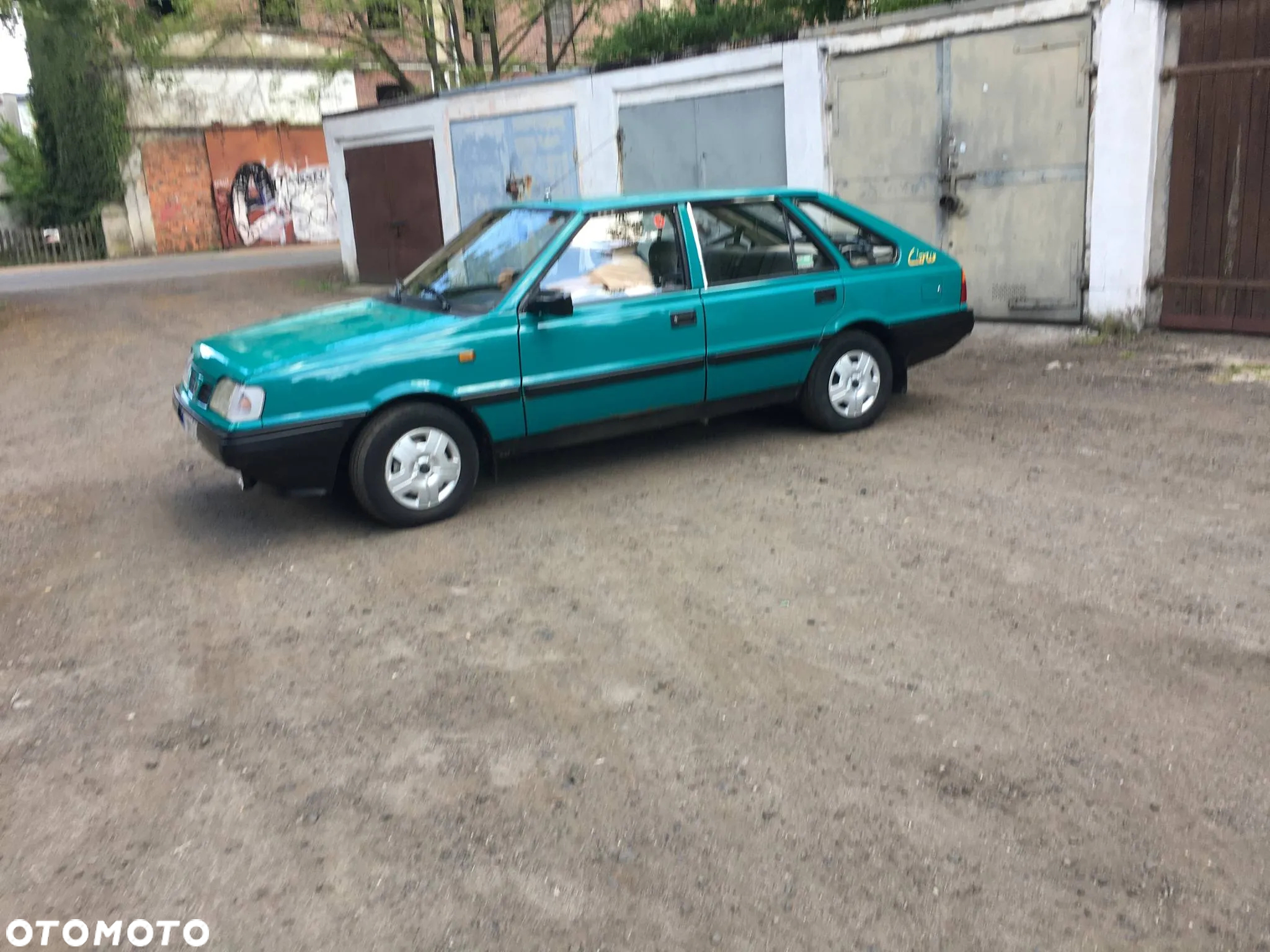 Polonez Caro - 2