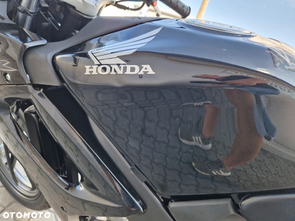 Honda CBR - 22