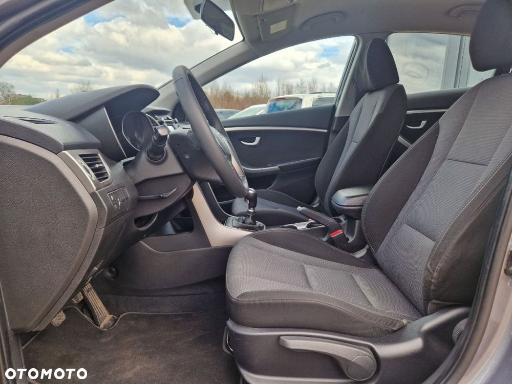 Hyundai i30 1.6 Comfort - 5