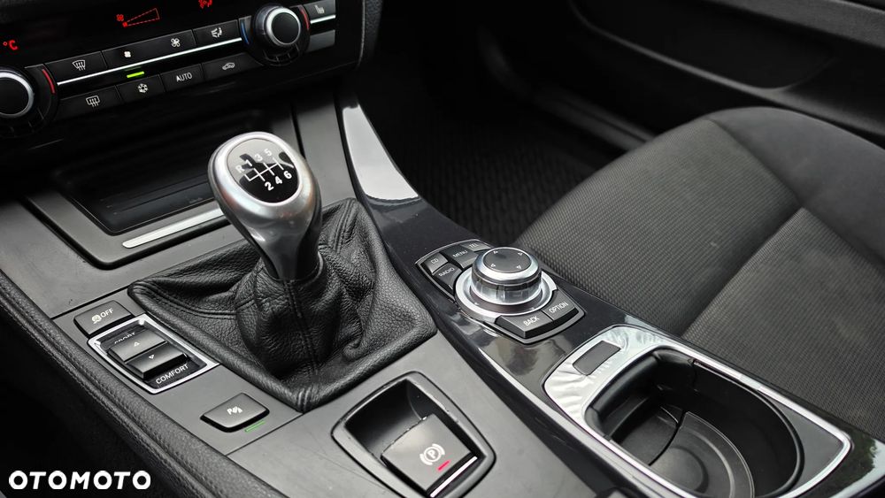 BMW Seria 5 520d Modern Line - 32