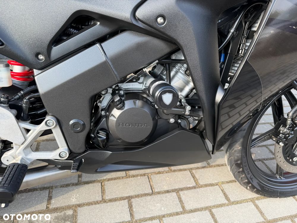 Honda CBR - 14