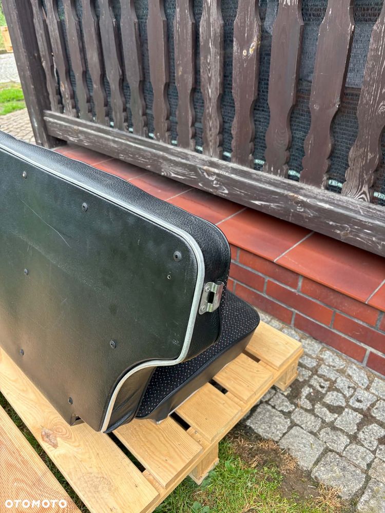 2 Fotele + Tylna Kanapa Łada Niva - 7