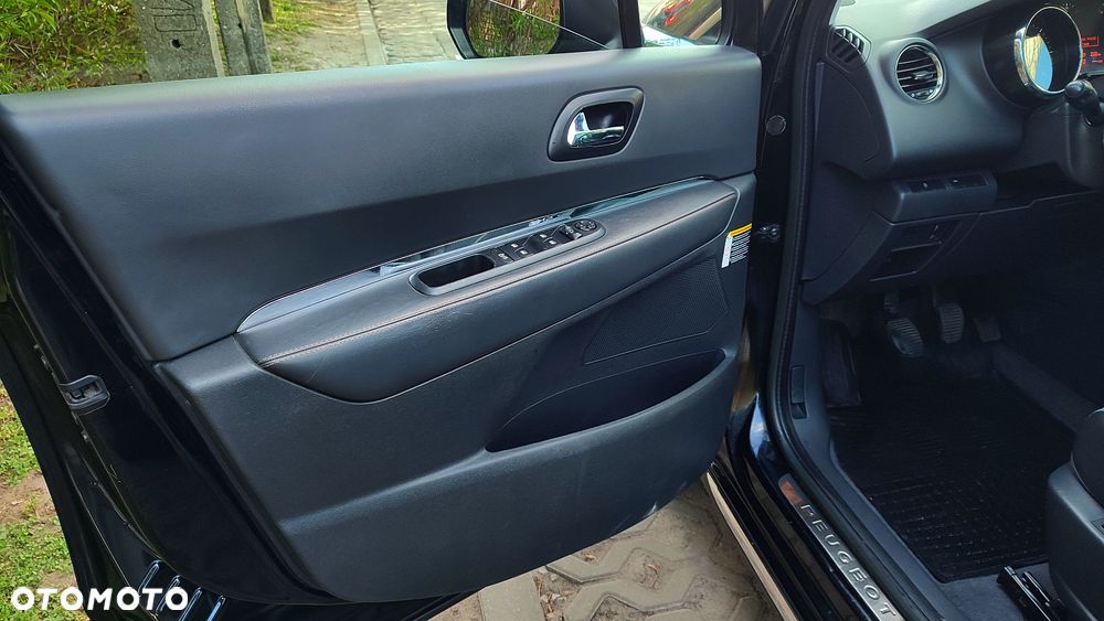 Peugeot 3008 HDi 115 Business-Line - 1