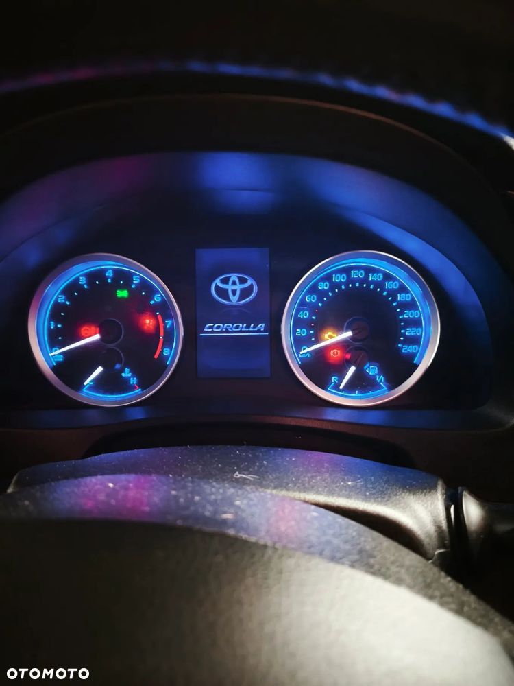 Toyota Corolla 1.6 Comfort - 17