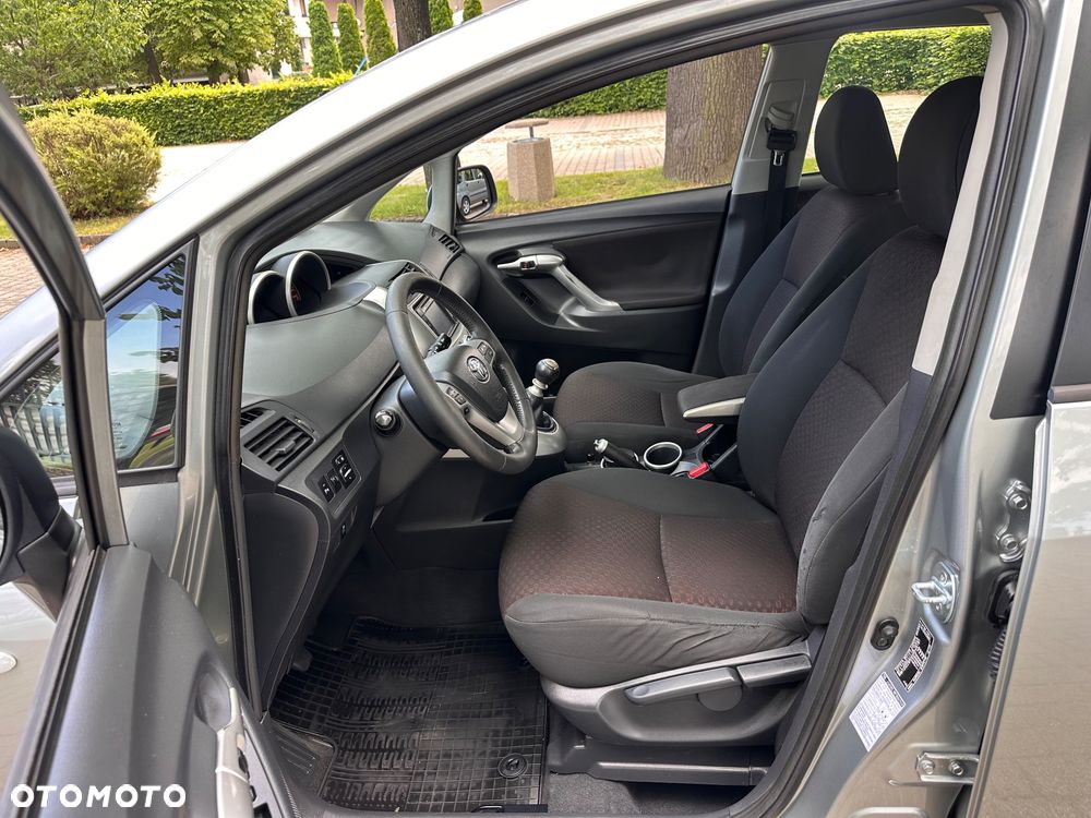Toyota Verso 2.0 D-4D Executive - 9