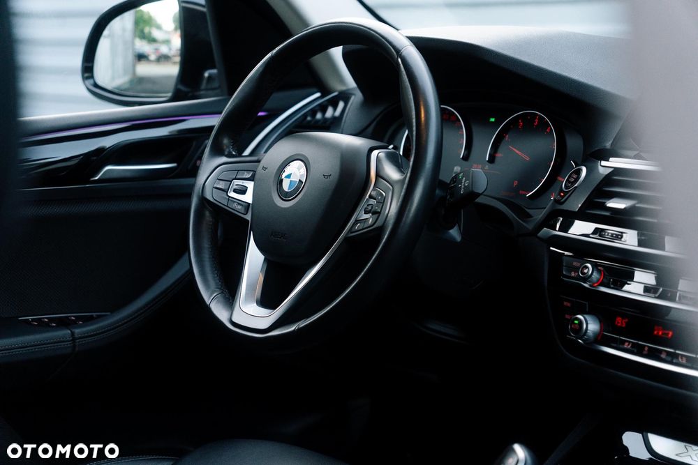 BMW X3 xDrive20i - 15