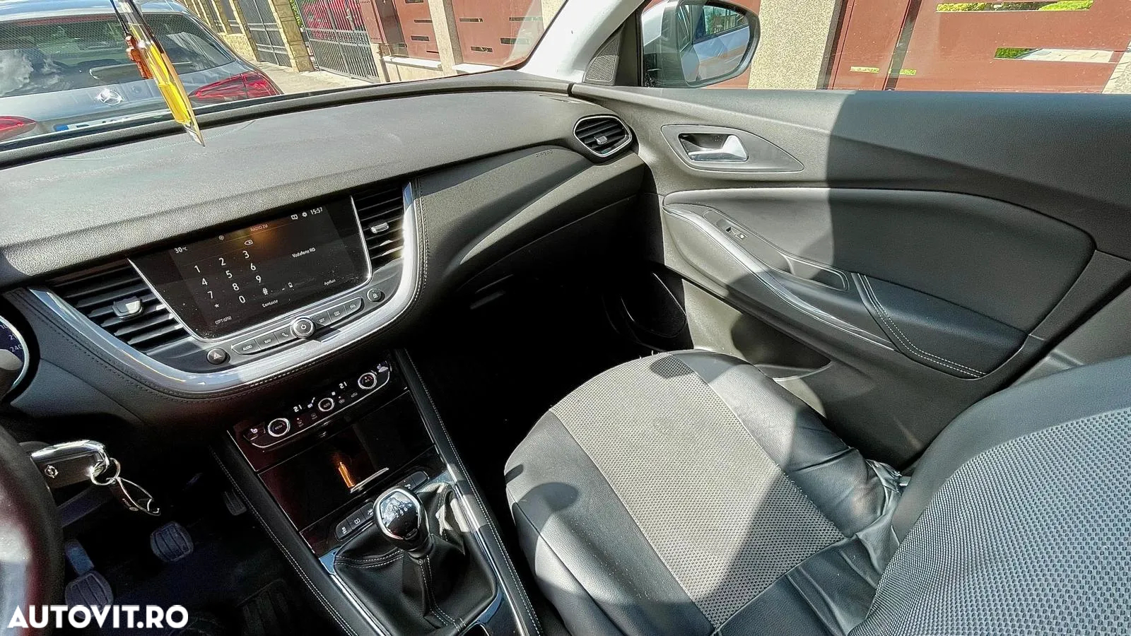 Opel Grandland X 1.2 Turbo START/STOP Ultimate - 11