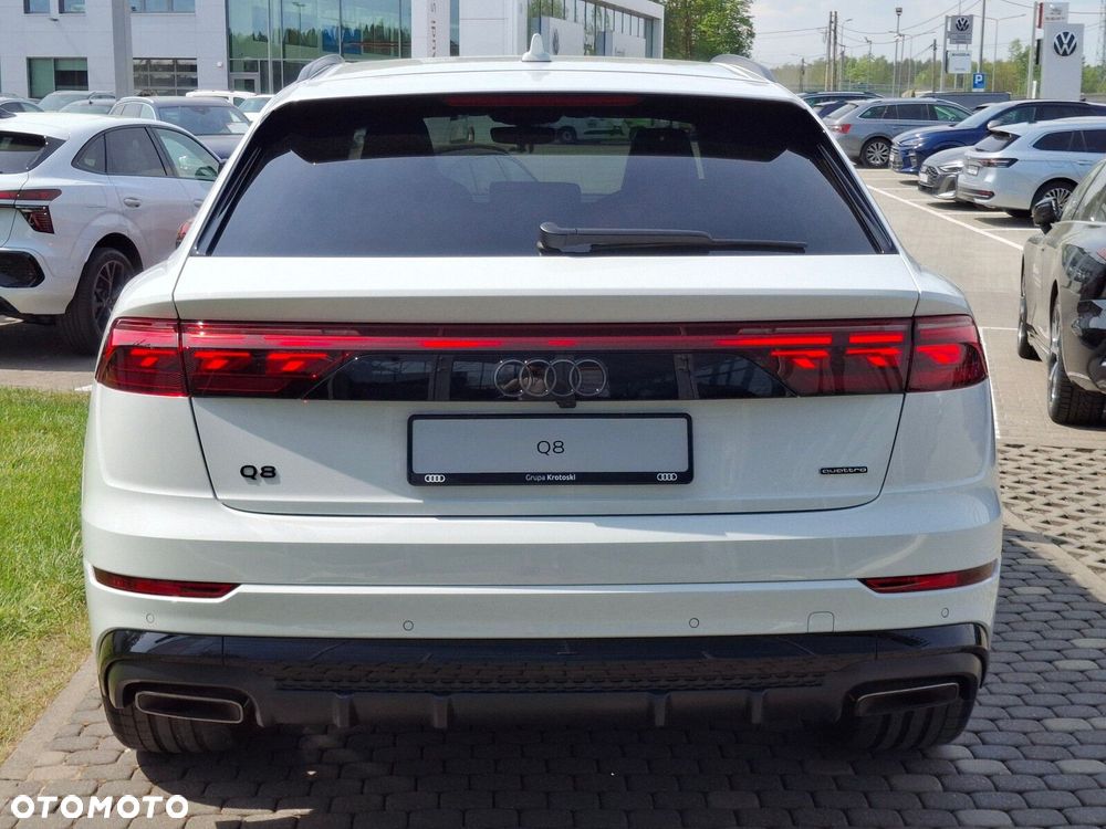 Audi Q8 - 6